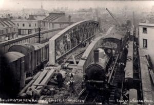 Rebuilding the GWR bridge in 1907 photo by EW Bryan
